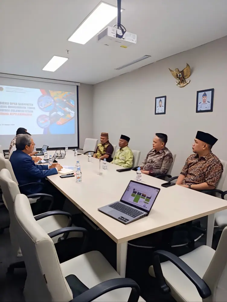 Ketua dan Wakil Ketua DPRD Boltim bersama Bupati Boltim mengikuti audiensi kepelabuhanan di Kementerian Perhubungan RI Jakarta sulutviral.info