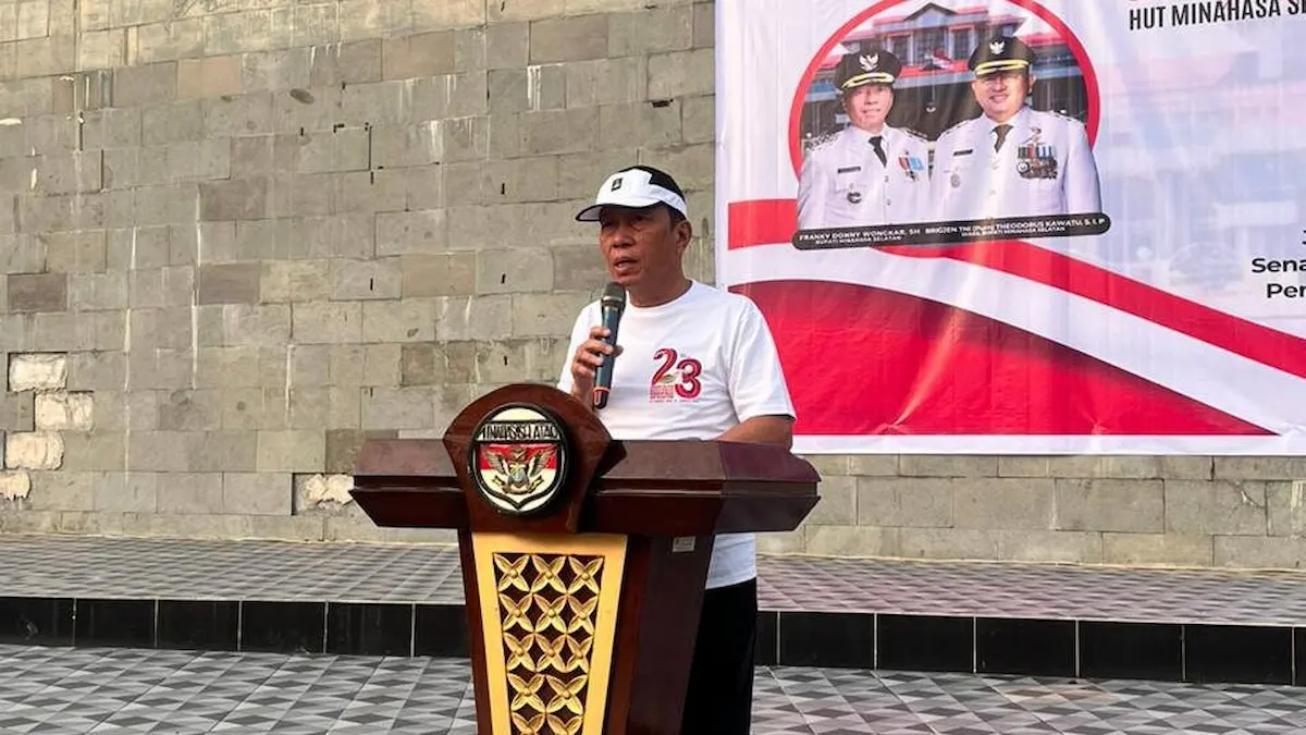 Bupati Franky Wongkar memberikan sambutan pembukaan HUT ke-23 Minahasa Selatan di Amurang sulutviral.info