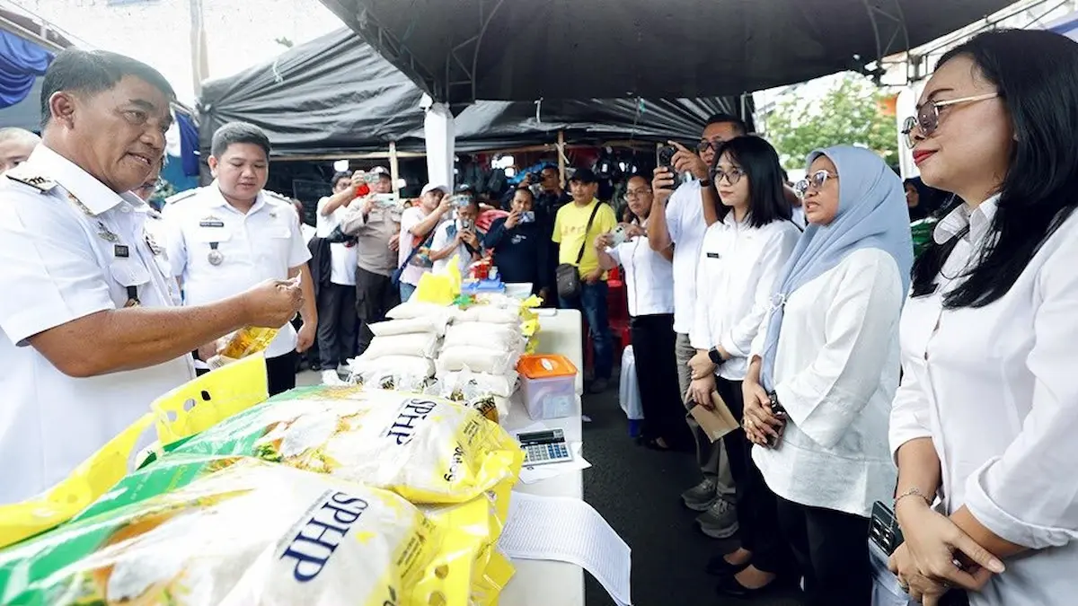 Gubernur Yulius cek beras SPHP di lokasi GPM Bitung sulutviral.info