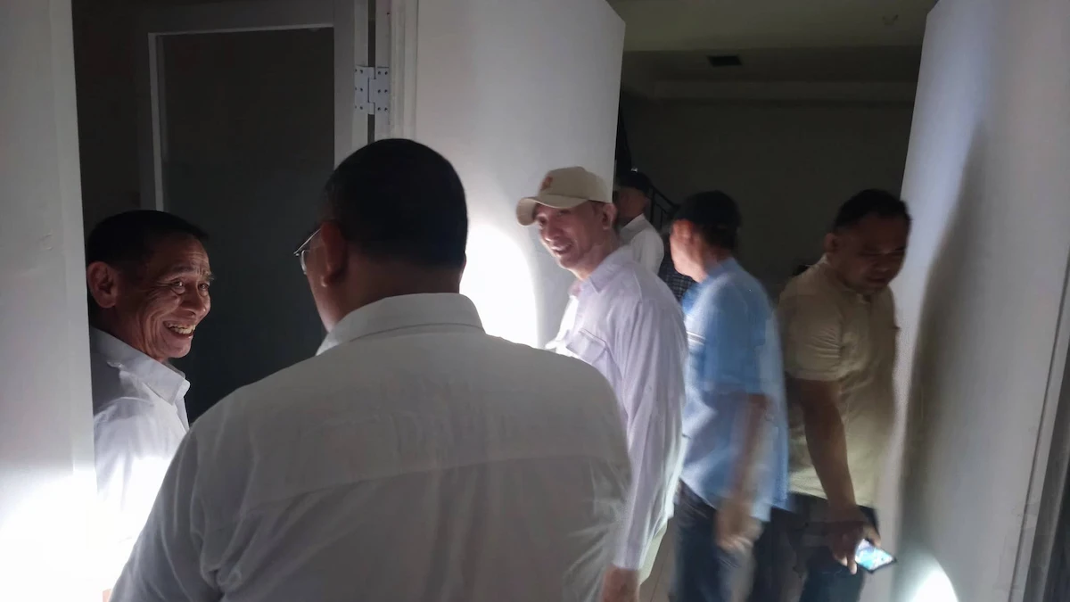 Kader Gerindra Sulut hadapi pemadaman listrik di Gedung Gerindra Manado sulutviral.info