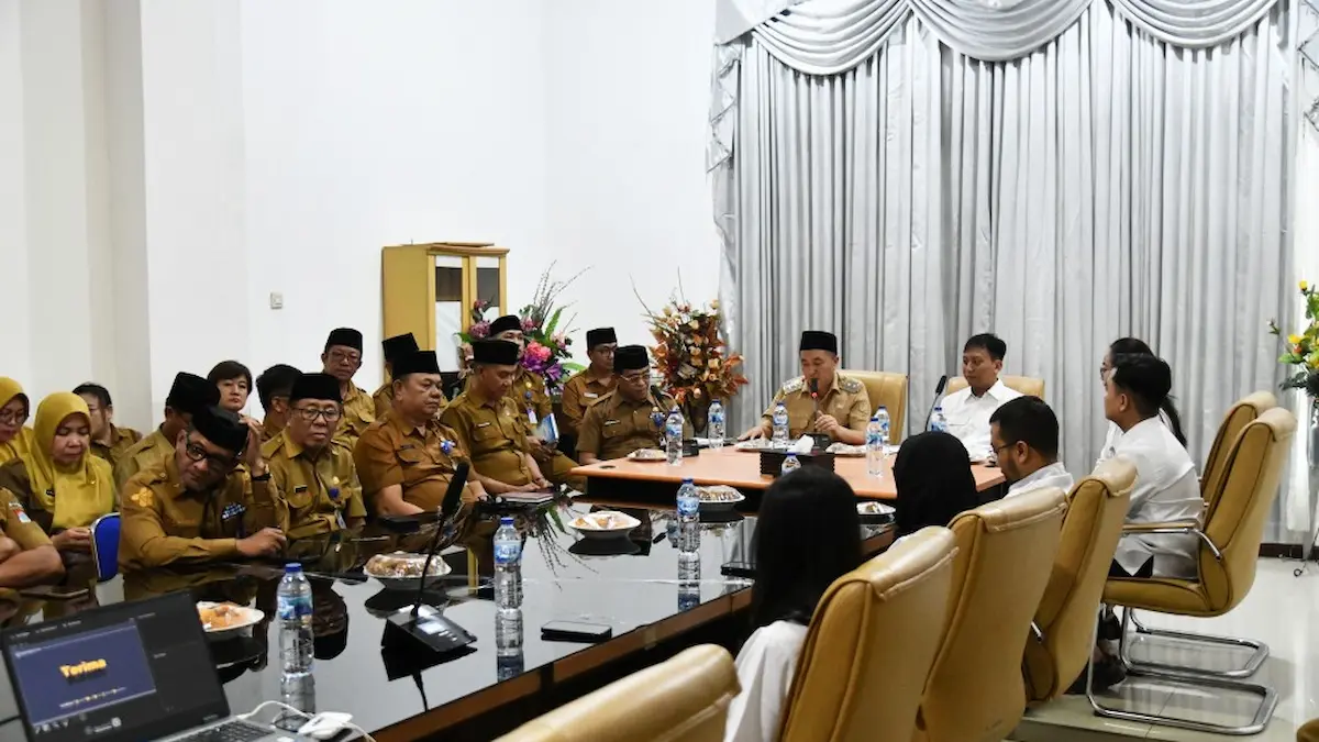 Wabup Argo Sumaiku pimpin entry meeting audit interim LKPD Boltim di ruang rapat sulutviral.info