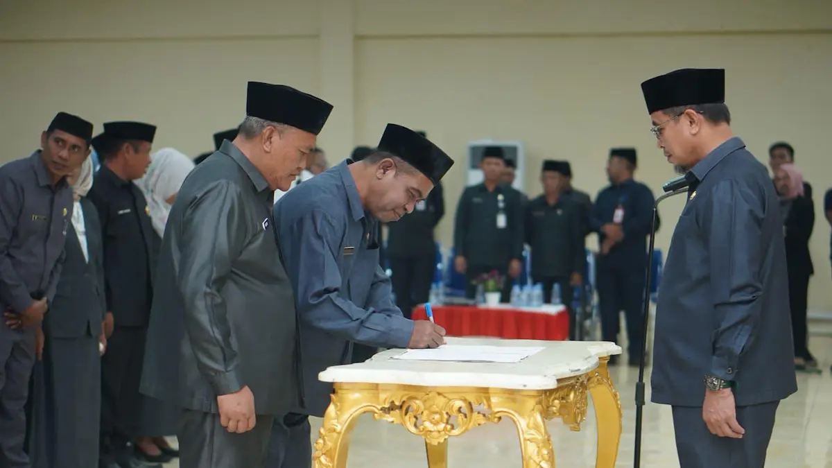 Pejabat tanda tangan sumpah jabatan di Boltara sulutviral.info