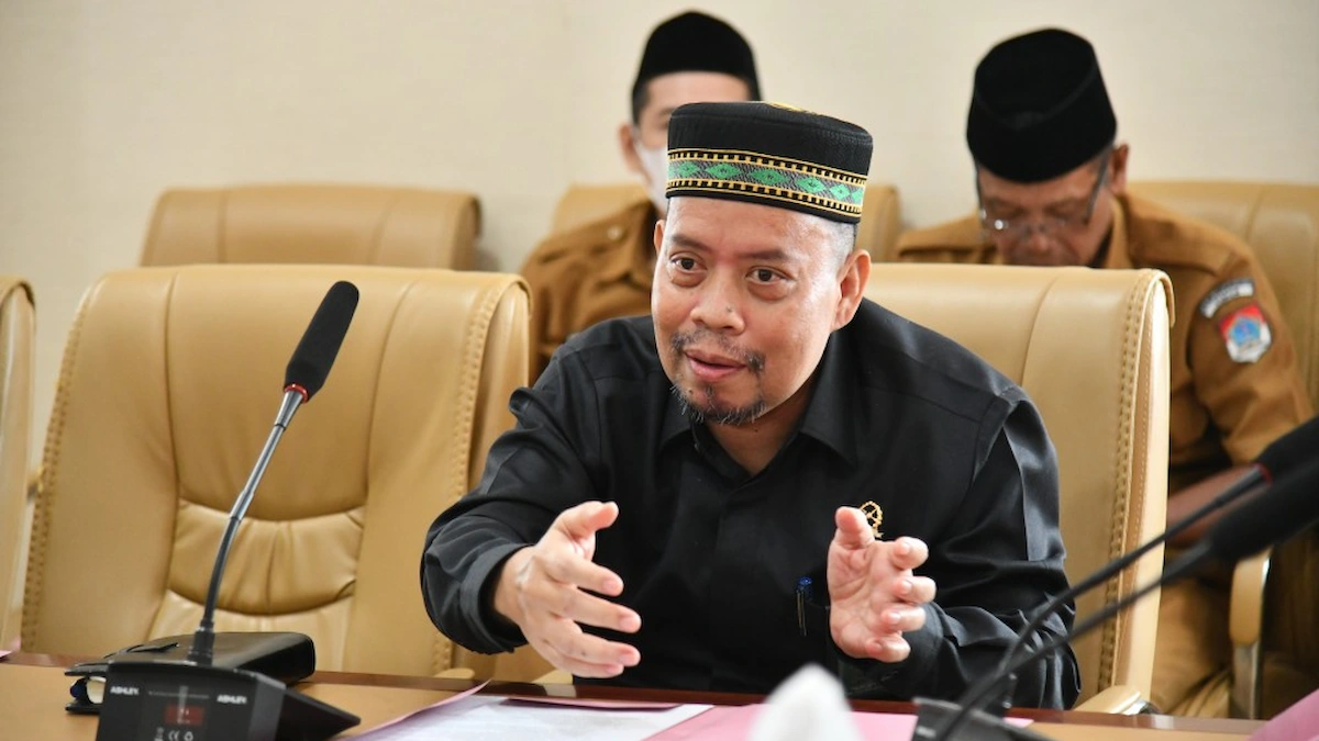 Sekretaris daerah dan Bupati Boltim mengikuti rapat Forkopimda di Tutuyan